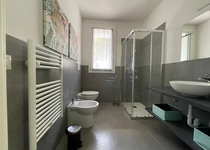 Polinesia 4 * Лидо-делле-Национи